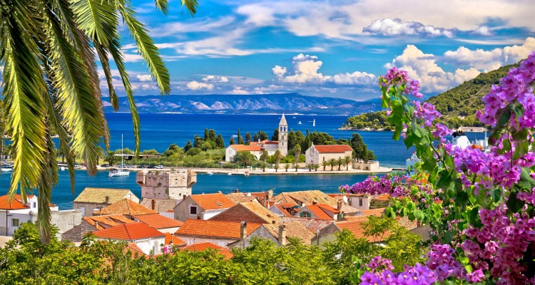 AKTIVNE POČITNICE NA VISU - 8 DNI