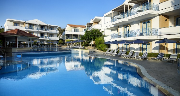 Aparthotel PEFKI ISLANDS RESORT 3*, Pefki