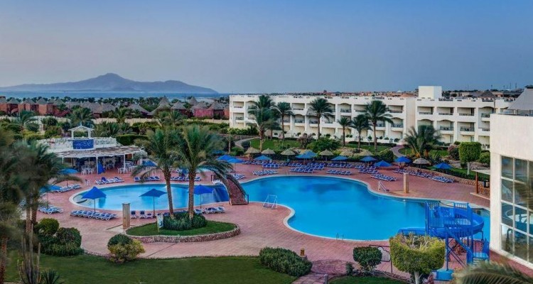 Aurora Oriental Resort 5*