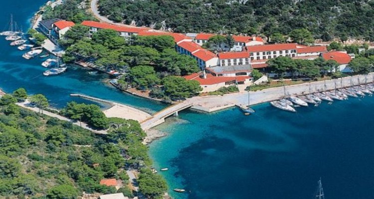 HOTEL SOLITUDO 3*